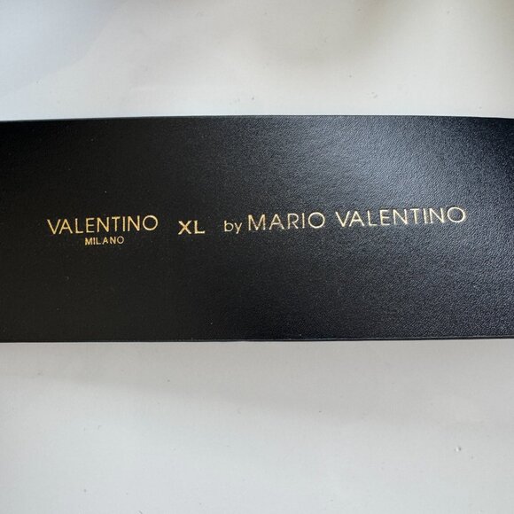 LIKE NEW! Black Valentino Justine Soave Leather Belt (Size XL) - Picture 2 of 2